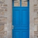 Blue door in Cancale