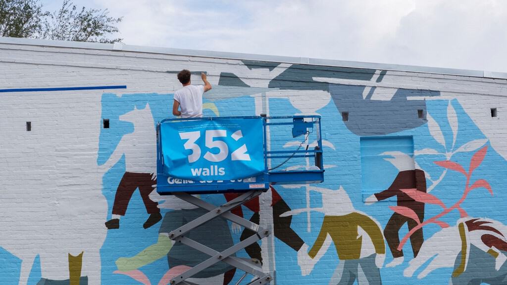 352Wall-Gainesville-Urban-Art 352Wall-Gainesville-Urban-Art