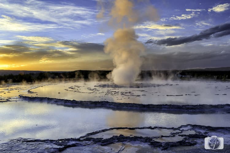great-fountain-geyser-yellowstone national park great-fountain-geyser-yellowstone national park
