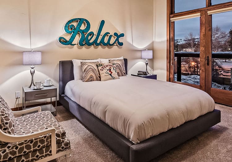 Crushing on Colorado_Colorado Senators Penthouse Crushing on Colorado_Colorado Senators Penthouse