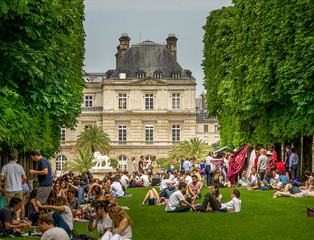 Paris Picnic: 9 of the Best Spots to Picnic in Paris