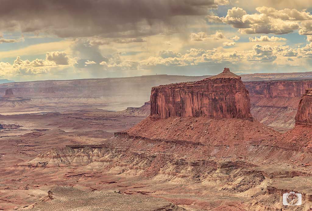 Dust-Storm-at-Canyonland-National-Park-Utah-USA Dust-Storm-at-Canyonland-National-Park-Utah-USA