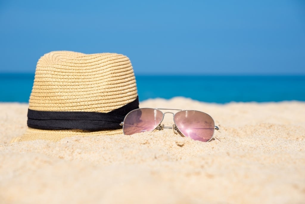 Beach hat and shades Beach hat and shades
