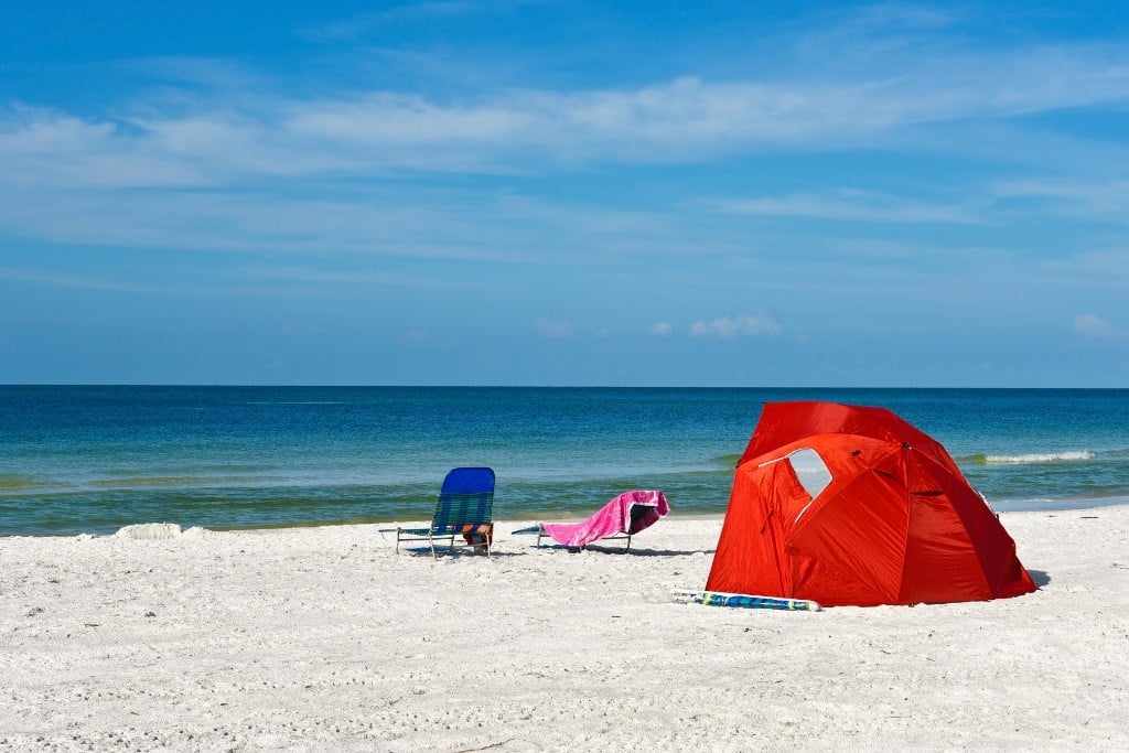 Buy A Wind Shelter or Sunshade sun shelter on the beach