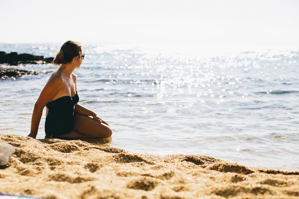 Go Swimwear Shopping woman on beach