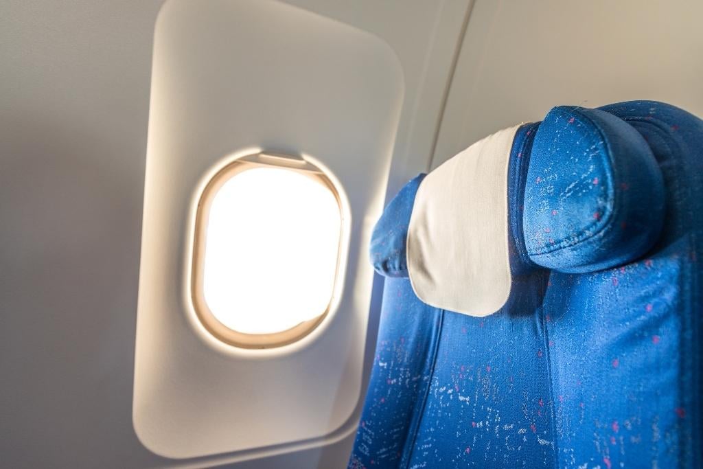window airplane seat